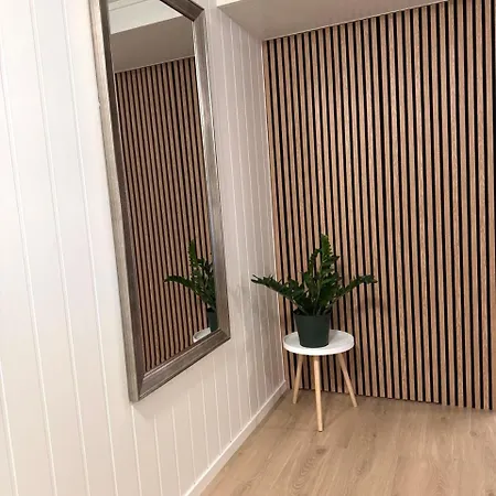 公寓 Modern 2-bedroom - Sleeps 6 - Near Nature & Northern Lights *