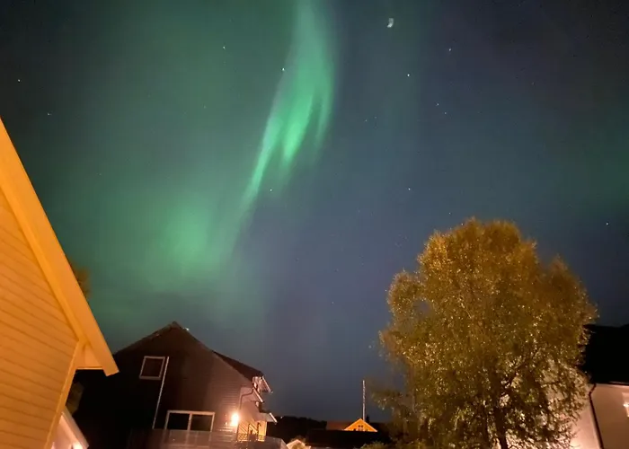 Modern 2-bedroom - Sleeps 6 - Near Nature & Northern Lights Apartamento Tromsø