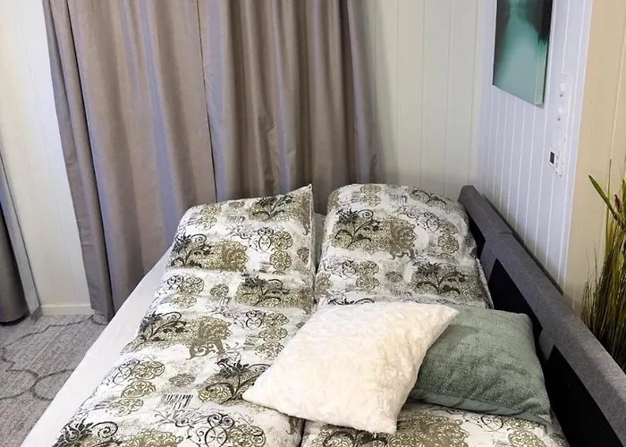Modern 2-bedroom - Sleeps 6 - Near Nature & Northern Lights * Tromsø