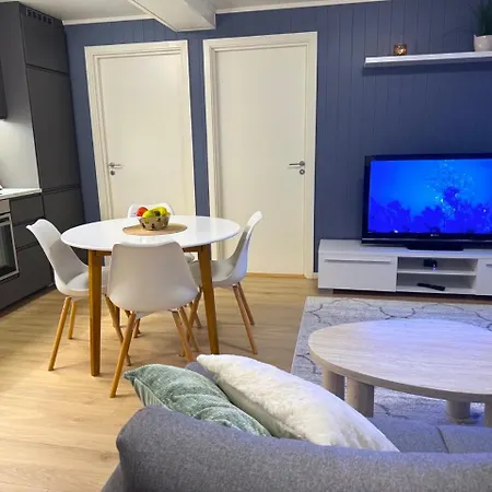 Modern 2-bedroom - Sleeps 6 - Near Nature & Northern Lights Τρόμσο